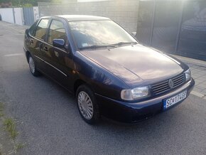 Volkswagen Polo Classic 1.6 - 2