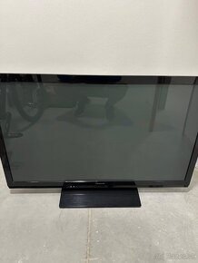 Panasonic TX-P42X60E - 2