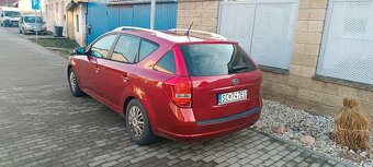 Kia ceed sw 2010 - 2