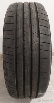 Takmer nejazdené,špičkové letné pneu Bridgestone- 215/55 r18 - 2