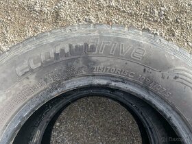 Predám 2ks letné pneu 215/70R15C - 2