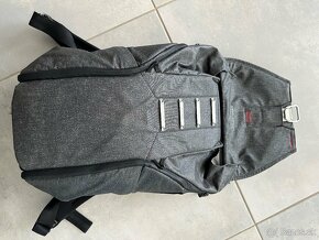 Peak Design Everyday Backpack 20L Charcoal v1 - 2