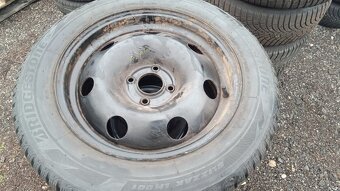 sada plechových diskov16 4x108 s pneu Bridgestone 215/55 R15 - 2