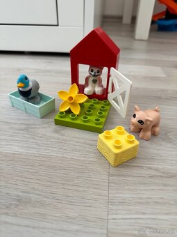 LEGO Duplo 10949 Zvieratká na farme - 2