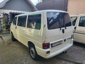 Volkswagen Caravelle 2,5 TDI - 2