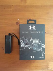 JBL Under Armour True Wireless Flash X - 2