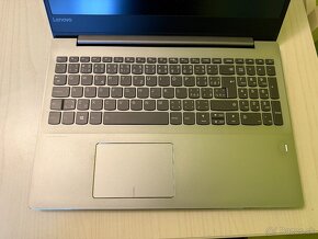 Lenovo Ideapad 720-15IKB - 2