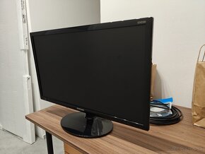 2x Monitor Samsung S24D300H - 2