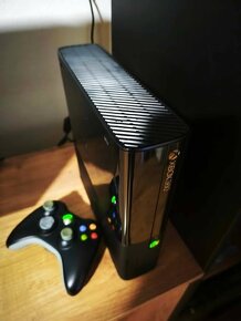 XBOX 360 E RGH 500GB - 2