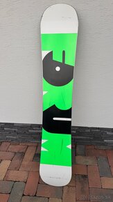 Snowboard doska 161cm - 2