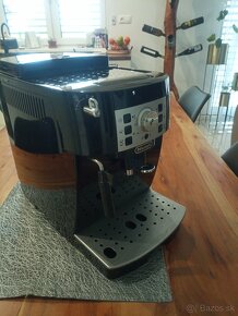 kavovar Delonghi - 2