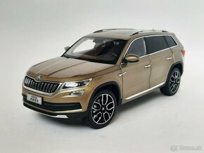 1:18 - Škoda Kodiaq + strešný box - 1:18 - 2