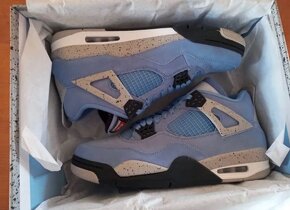 Nike Air Jordan 4 Retro University Blue - 2