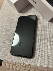 Apple iPhone 11 256GB - 2