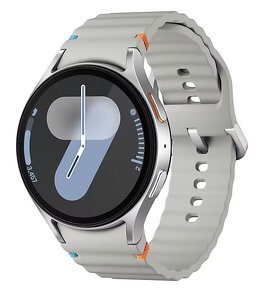 Kúpim Samsung Galaxy Watch 7 44 mm Silver Bluetooth - 2