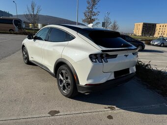 Ford Mustang Mach-E SUV/Coupé 221kw Automat 98.7kwh - 2