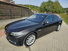 BMW 530 xDrive LCI 2016  / head up  / soft - close - 2