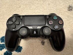 Sony Playstation 4 slim - 2