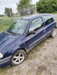 Predám renault clio - 2