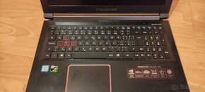 Notebook Acer Predator Helios 300 na súčiastky - 2