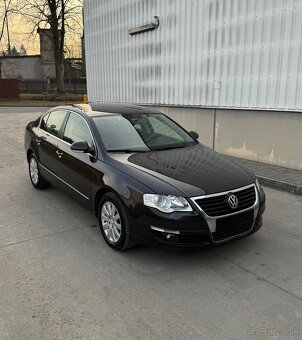 Volkswagen Passat 1.9 TDI 77kw BXE COMFORTLINE - 2