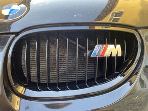BMW M logo znak chrómovy do prednej masky - 2