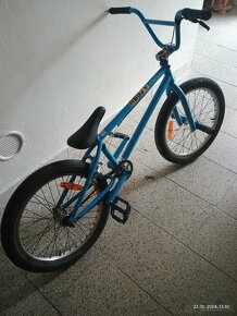 BMX modrá - 2