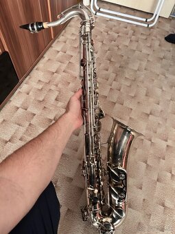 Saxofón tenor AMATI - 2