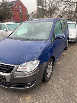 Predam dieli VW Touran 1,9 TDI - 2