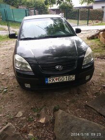 Kia Rio - 2