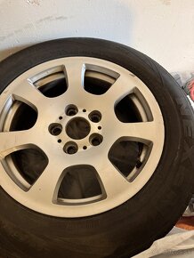 Predám letné gumy 225/55 r16plus elektróny. - 2