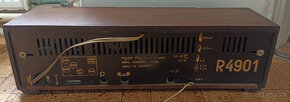 Staré retro rádio R4901 - 2