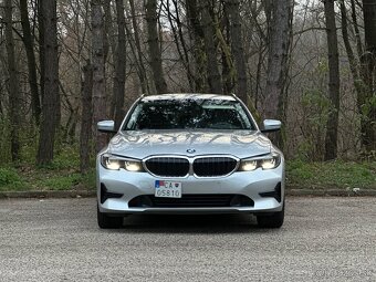 BMW 318d 87000km G21 - 2