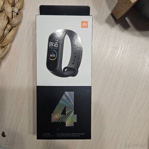 Fitness náramok mi band 4 - 2