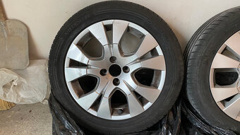 Pneu 215/50 R17 VREDESTEIN + dojazdove 125/85 R16 Conti - 2