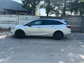 Opel astra sports tourer+ - 2