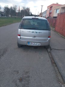 Predam vimenim Opel Meriva 1.7 dizel - 2