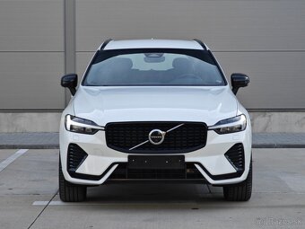 Volvo XC60 B5 AWD R-Design 2022 - 2