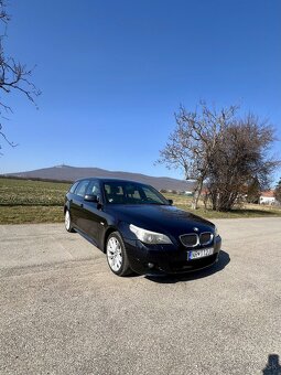 BMW 5 Touring (E61) M packet – spoľahlivé a pohodlné kombi - 2