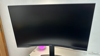 Monitor 27" Samsung Odyssey G55C - 2