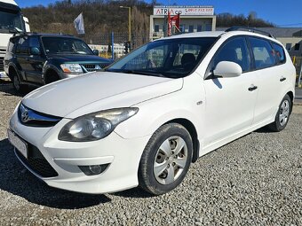 Hyundai i30 CW 1.6 CRDi VGT Classic - 2