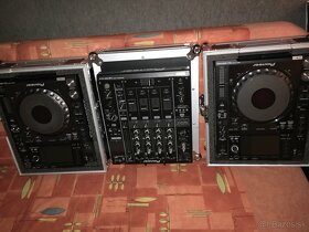 Predam 2x Pioneer CDJ-2000NXS + mix 1x DJM-900NXS - 2