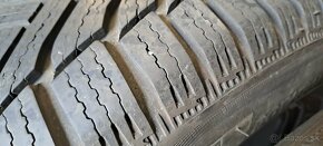 Predám 4ks slušné zimné pneumatiky 225/60r16-102V Michelin - 2