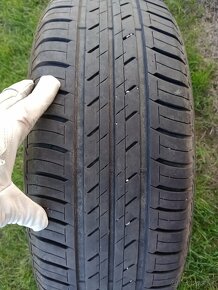 Bridgestone 205/60/R16 - 2