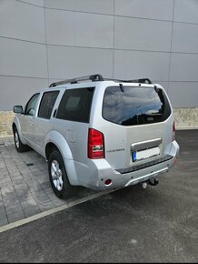 Nissan pathfinder 4x4 140kw 2011 7-miestne - 2