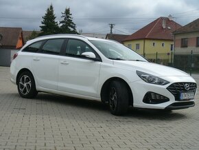 Hyundai i30 CW Combi 1.6 CRDI 9/2021 ABS - 2