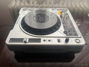 Pioneer CDJ 800 MK2 - 2