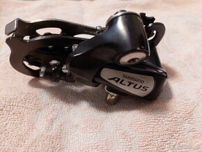 Predam zanovny prehadzovac Shimano Altus RD-M310 - 2