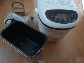 Domáca pekáreň Tefal - 2