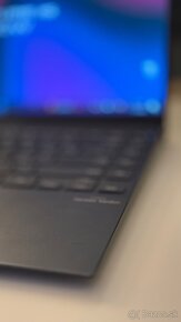 ASUS Zenbook UM425I - AM020T - 2